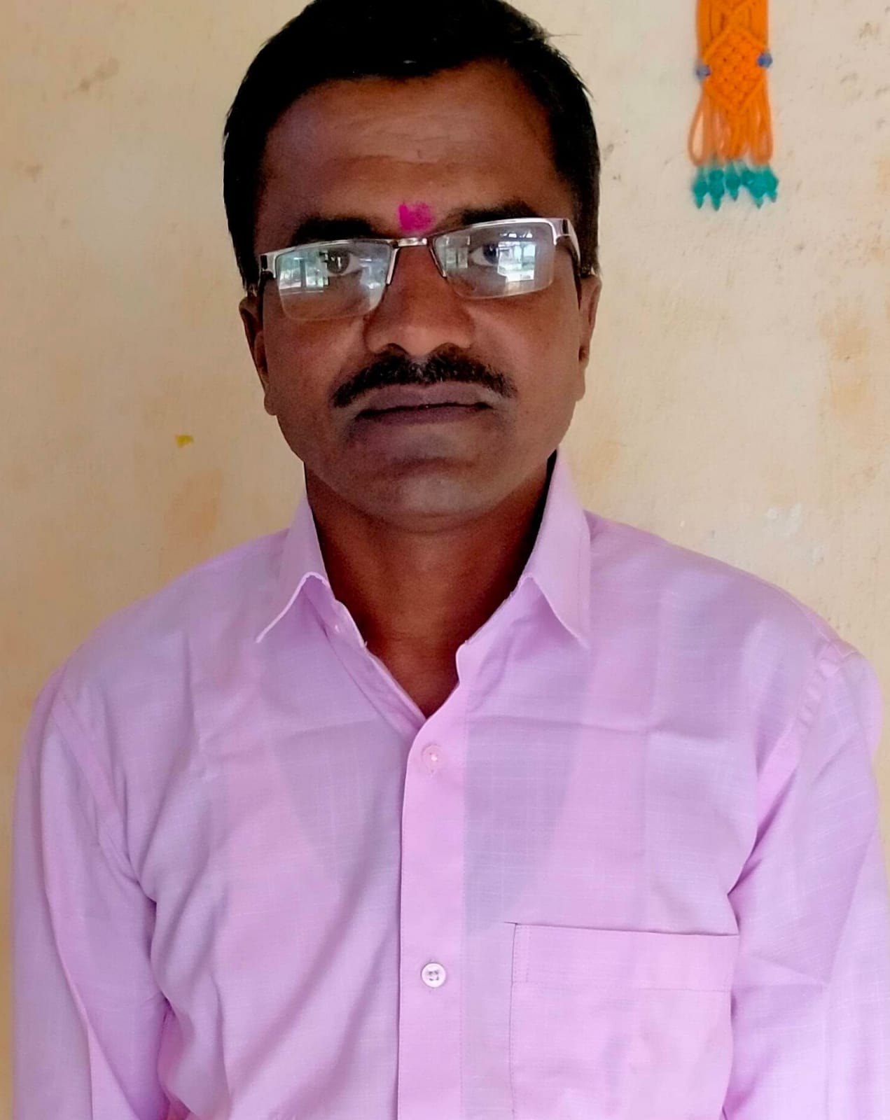 कर्मचारी